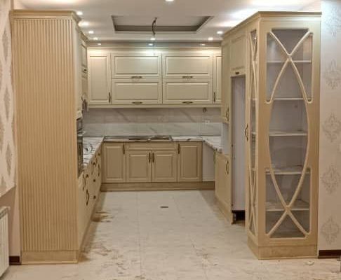 تولید و اجرا انواع کابینت، کمد دیواری و تخت کم جا