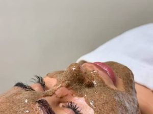 پاکسازی پوست و فیشال ژین