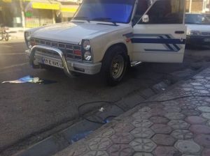 خودرو سوار نیسان. یدک کش