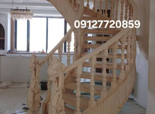 انواع نرده چوبی و پله گرد در قزوین