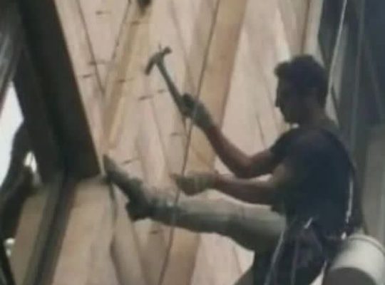 راپل کار در ارتفاع با طناب بدون نیاز به داربست در مازندران رامسر