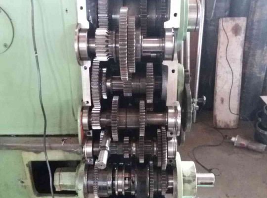 تعمیرات مکانیکی و شابر زنی دستگاه های تراش و فرز در تبریز
